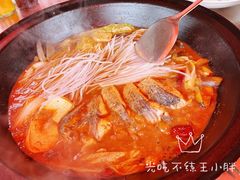 -老渔翁笨锅炖(迎宾路总店)