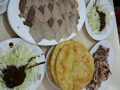 -李连贵熏肉大饼(沈阳站店)
