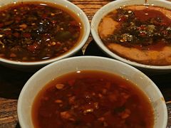 -老牌坊云南鱼豆花火锅(哈西万达店)