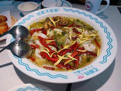 老坛酸菜活鱼-花椒俏川菜小馆(南海万达店)