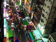 -六合夜市