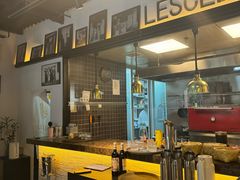 -LESCEDARS Brasserie Bistro香柏树
