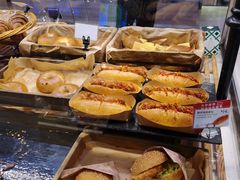 -巴黎贝甜(大宁国际商业广场店)