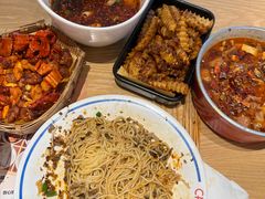 -蓉李记成都名小吃(武汉经开万达店)