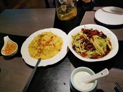 -壹号院音乐餐厅•烤全羊•新疆菜(浐灞店)