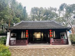 -汇龙潭