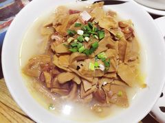 -吴越荣记苏州菜·松鼠桂鱼100%活鱼现做(斜塘老街店)