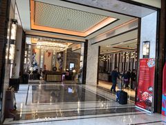 -永恒朗悦酒店(广西大学地铁站大学东路万达广场店)