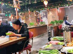 大堂-·缸桶屋·韩式牛肋条自助烤肉(西湖D11店)