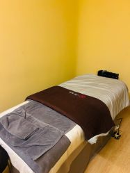 -小颜秘家·韩国整骨