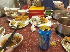 -四囍码头海鲜烧烤自助火锅(外滩南京东路悦荟广场店)