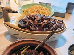 -八府香鸭·啫啫煲(华山路店)