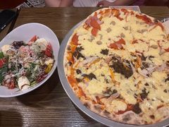 蟹肉牛肉披萨-机器人火炉披萨