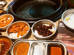 小菜-首尔烤肉大排档(合生汇店)