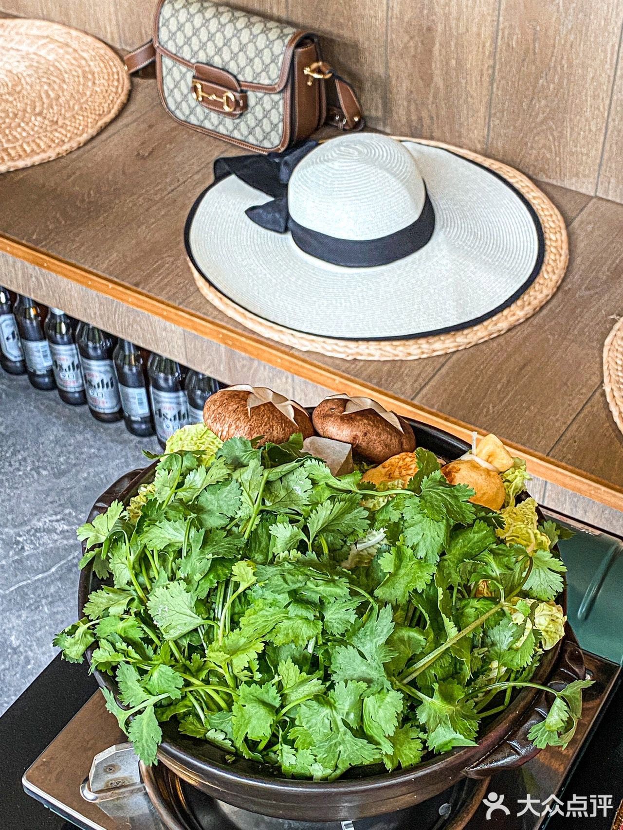 这家日料店有点东西🉑香菜锅原地封神了！