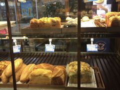 面包甜点陈列柜-米洛克欧洲蛋糕(西南路店)