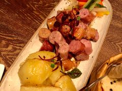 世界香肠拼盘-斯普汇生蚝牛排馆(中骏世界城店)