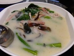 上汤菜心-赫帝拉航空主题餐厅(南宁店)