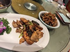 -刘胖子家常菜·蹄花焖藕(江汉路总店)