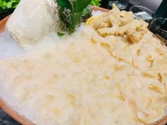 加拿大象拔蚌-官也街澳门火锅(新源里店)