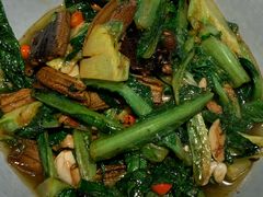 油麦菜烧鳝段-千百味红餐厅·江西菜(绿地双子塔店)