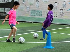 -飞梦少儿足球培训(塘桥校区)