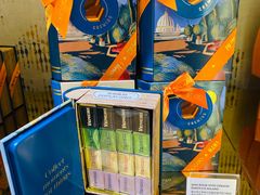 -VENCHI 闻绮(北京国贸商城店)