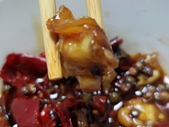 麻辣掌中宝-鑫记婆婆兔·成都特产·兔头手撕兔(太古里店)