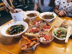 -八一好吃街·高品美食广场