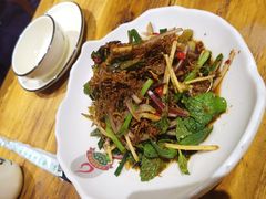 -老滇山寨•云南特色菜•地方菜•民族风情歌舞表演(金碧店)