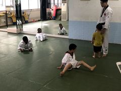 -一本柔道跆拳道馆(蜀汉路分馆)