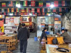 -正南齊北重庆老火锅(光华村直营店)