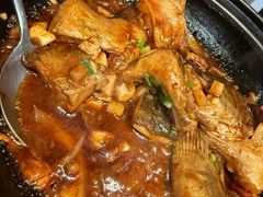 传统徽州石板臭鳜鱼-徽州小镇(高新店)