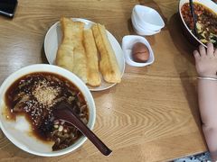 -三好食堂(煎饺·馄饨·肉饼米线·盛世广场店)