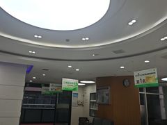 -雅悦齿科(顾村公园店)