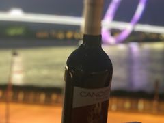 -南京眼步行桥