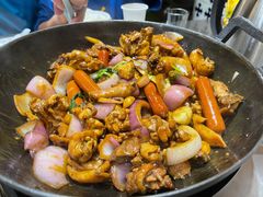 -胡须佬鸡煲四季火锅店(石厦西村直营店)