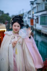 -一揽芳华汉服旗袍体验馆(拙政园店)