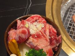 -山川小町·极番烧肉(新地假日广场店)
