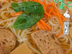 -轻蔬不用等·素食(江苏路店)