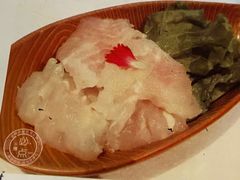 -老牌坊云南鱼豆花火锅(哈西万达店)
