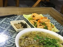 -鲁毓鲜蓬莱小面(黄山路店)