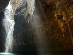 -华蓥山天意谷景区