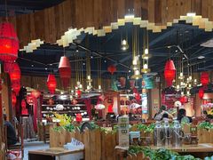 -老滇山寨•云南特色菜•地方菜•民族风情歌舞表演(金碧店)