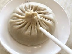 蟹黄汤包-怡园饭店-餐厅(四望亭店)