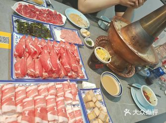 蒙原铜锅涮肉堪称铜锅涮肉的典范