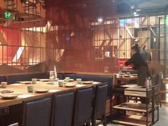 大堂-老墙根涮肉·铜锅·烧烤(欢乐谷·王四营店)