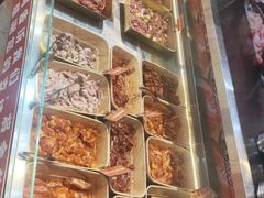 -哈哈碳都·牛肋条无限自助烤肉(台江万达店)