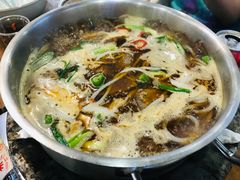 -刘聋子粉馆(张家界总店)