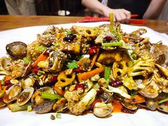 -东来菜馆•手抓海鲜家常菜•海鲜锅贴(鸽子窝店)